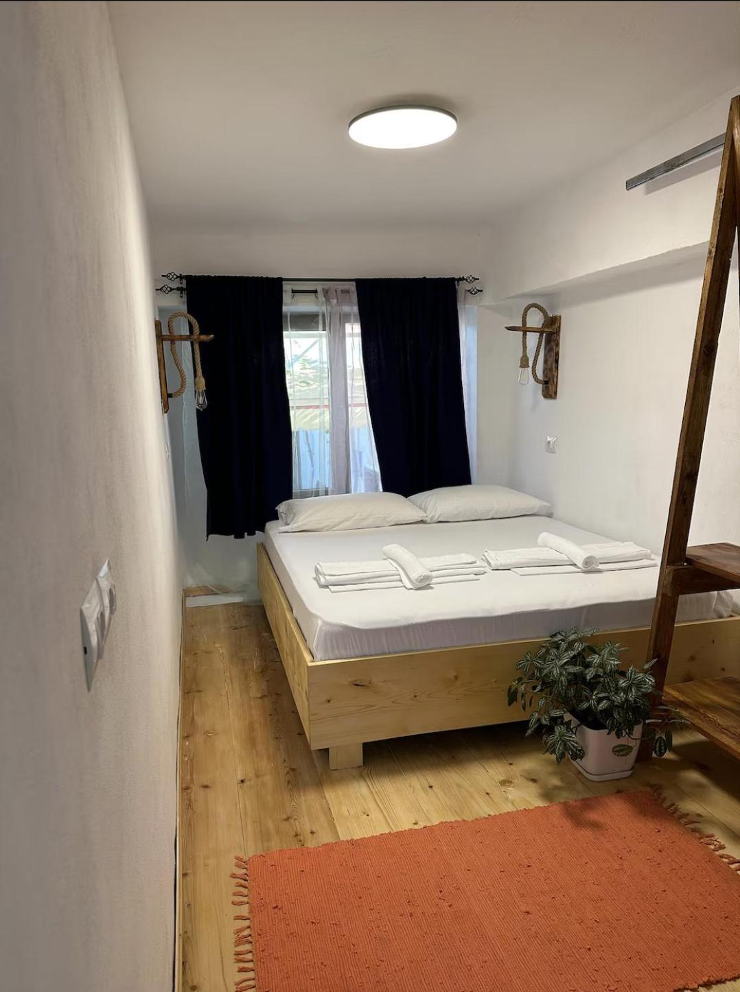 My Wooden Apartments 티라나 외부 사진
