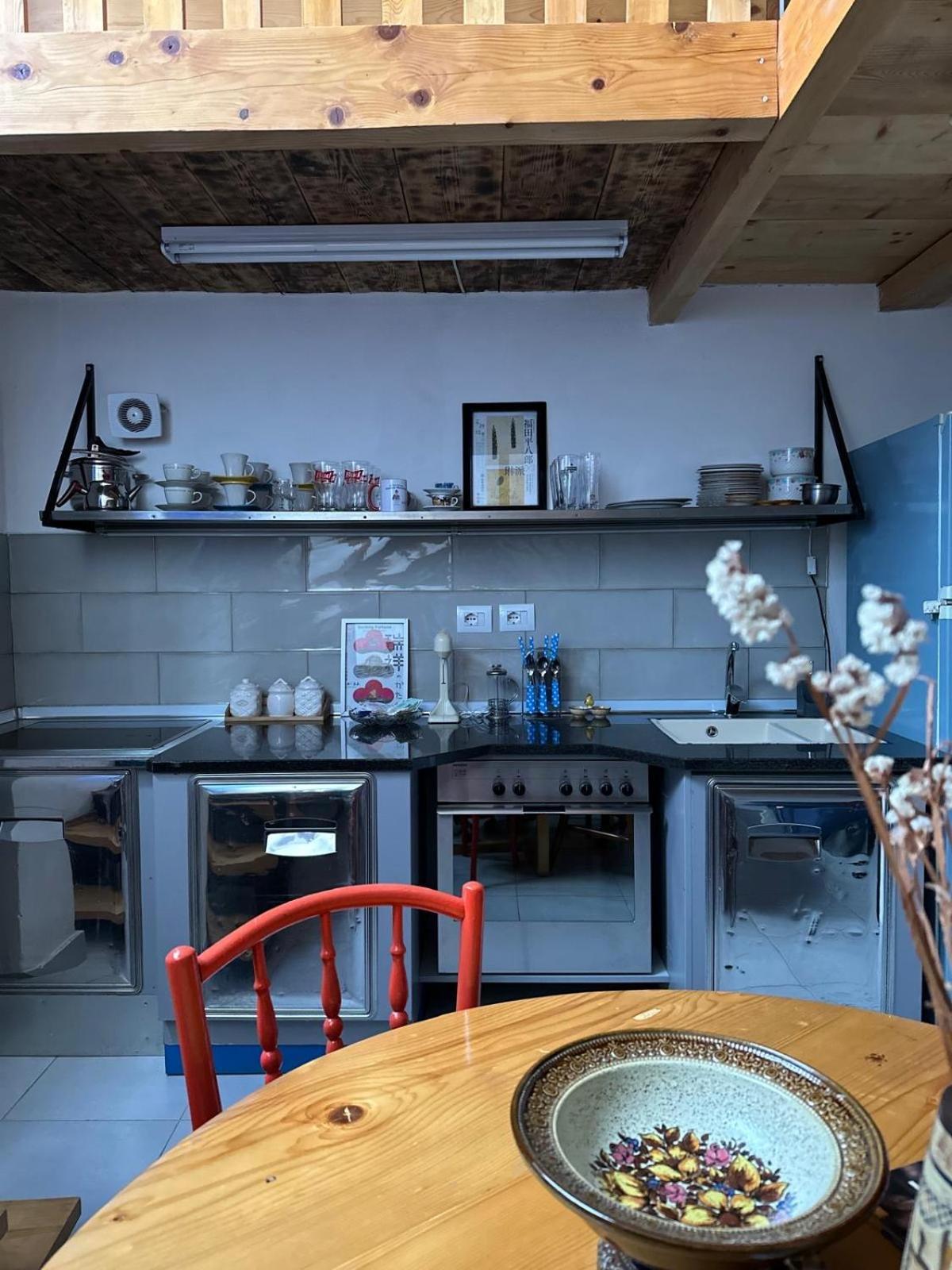 My Wooden Apartments 티라나 외부 사진