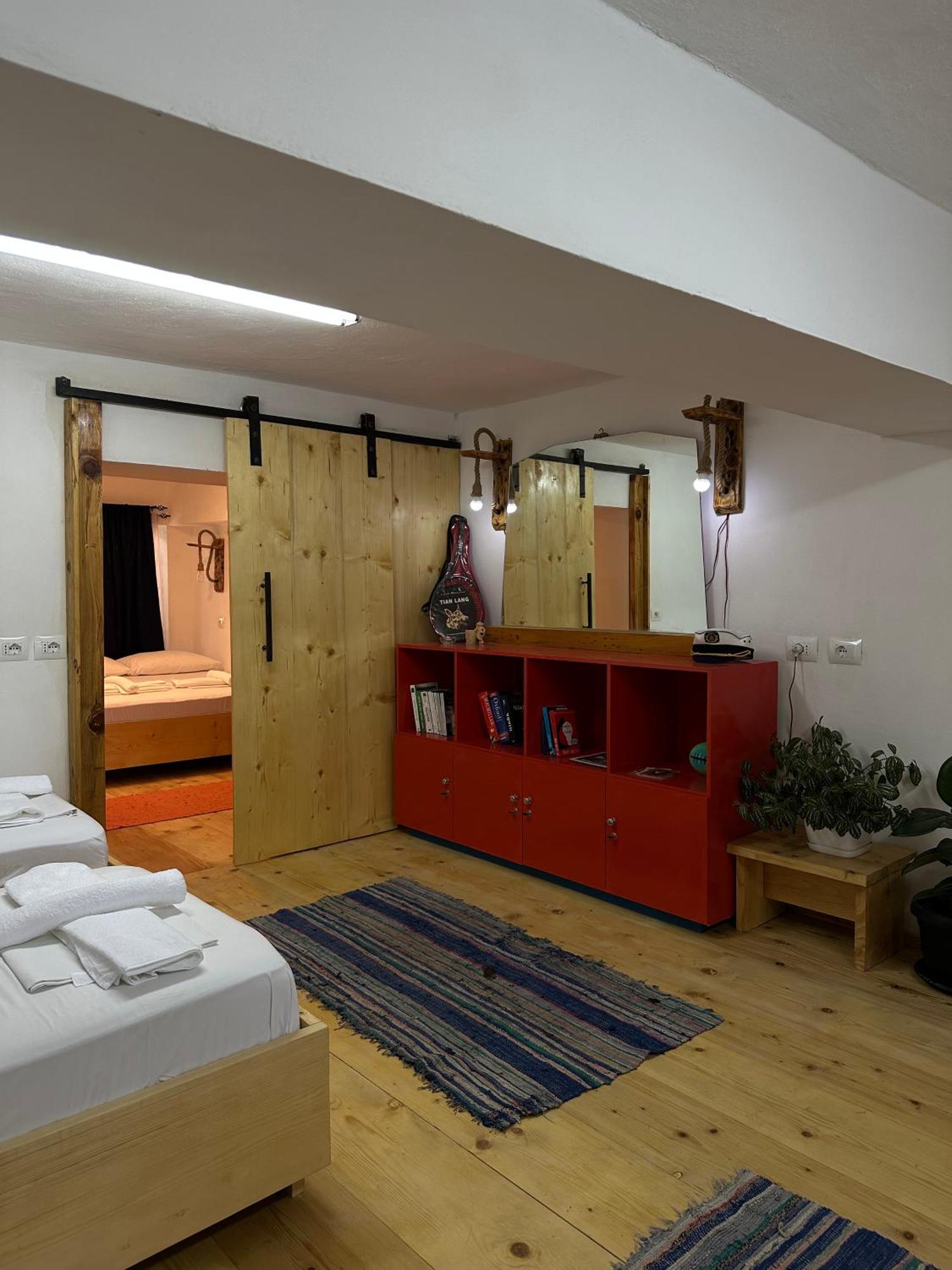 My Wooden Apartments 티라나 외부 사진